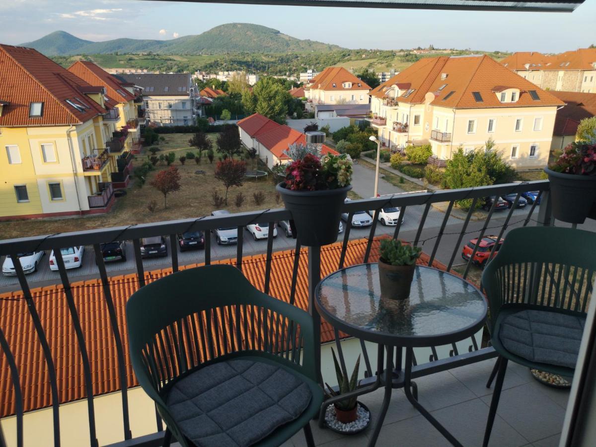 Orsika Hilltop Apartman Эгер Экстерьер фото